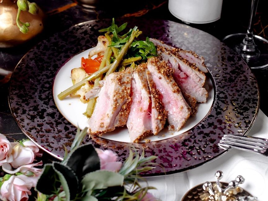 A plate by Arnaud Jullien, mediterranean private chef in Los Angeles