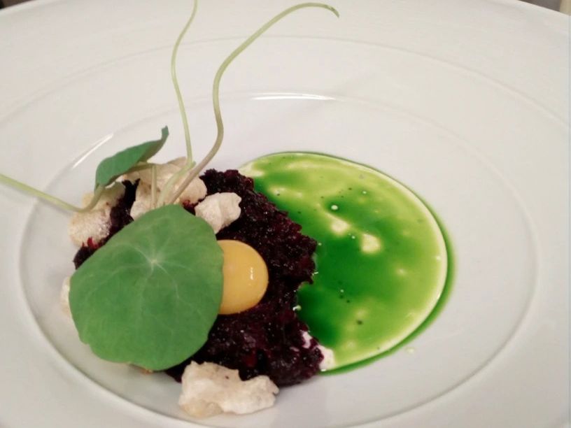 A plate by Patryk Puchalski, french private chef in Los Angeles